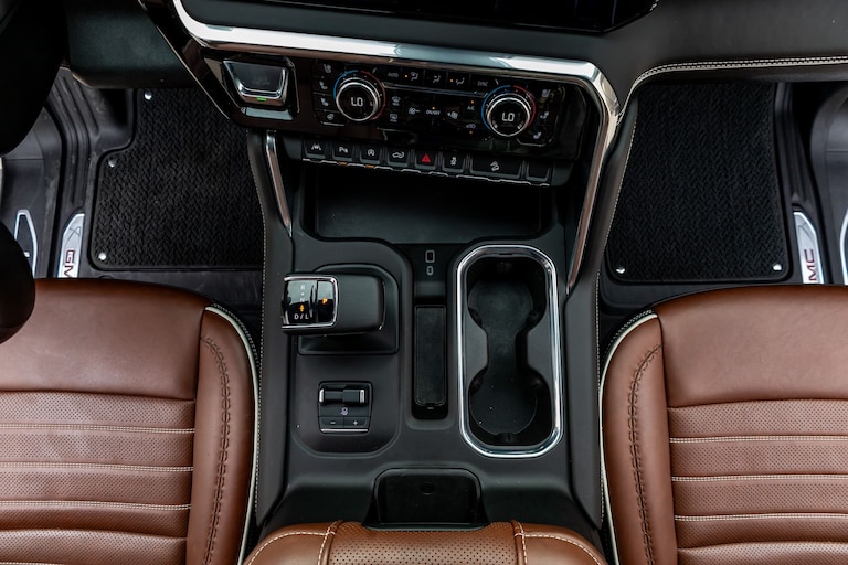 Gallery image 10 for GMC Sierra Denali Ultimate